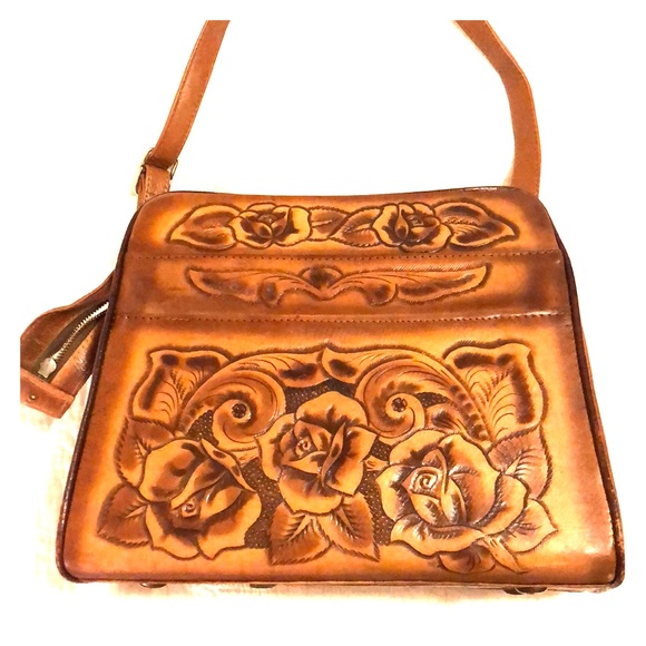 Vintage Handbags - 1/2 OFF WEEKEND SALE! Leather Roses Purse